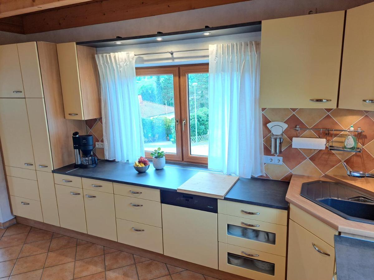 Steewer Landhaus Gemuetliche Ferienwohnung Bis 6 Pers In Ruhiger Ortsrandlage Stebach エクステリア 写真
